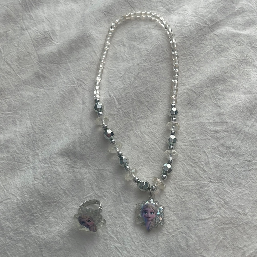 Elsa set